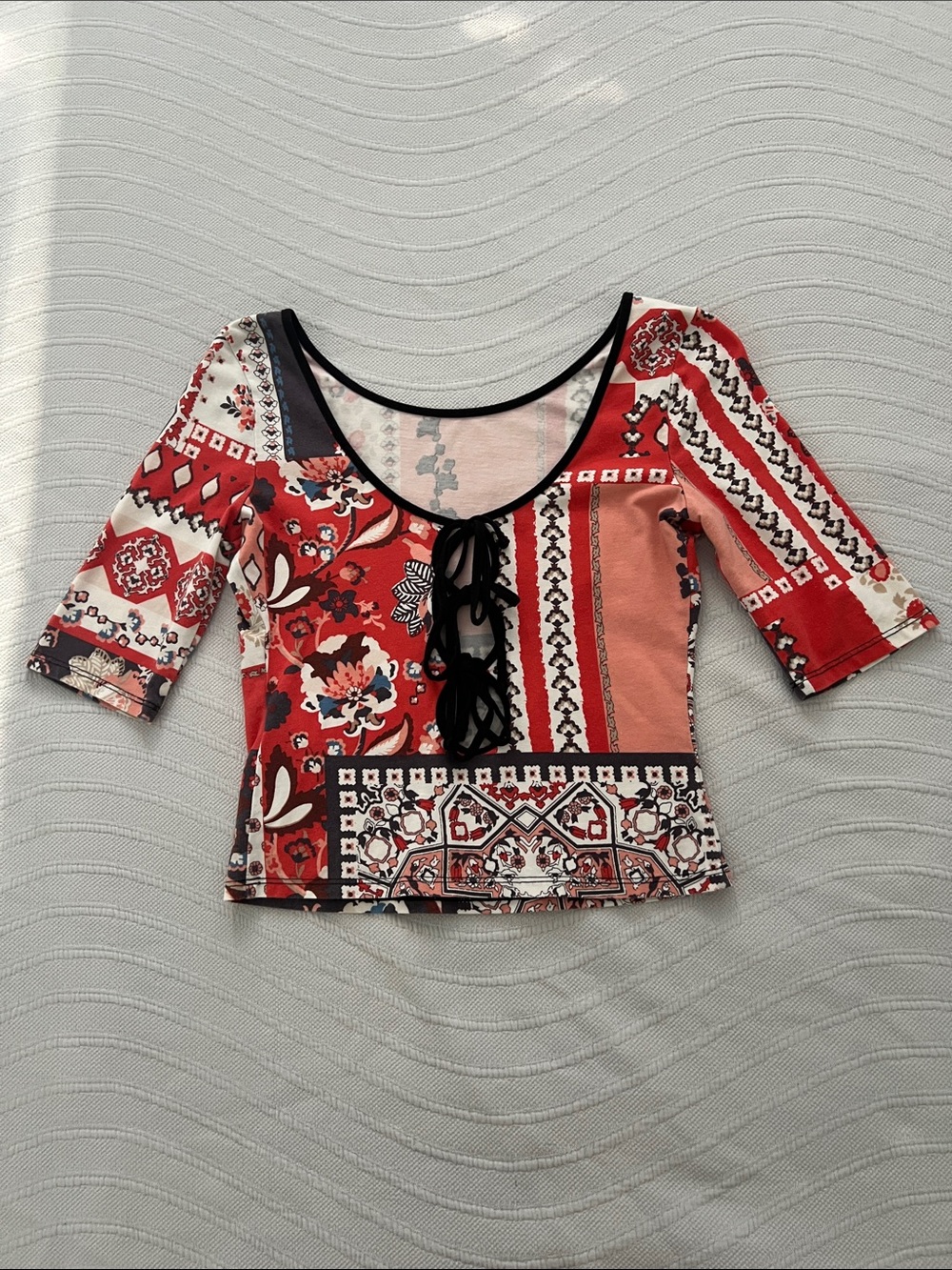 GUESS Red Patchwork Lace-Up Scoop Crop Top